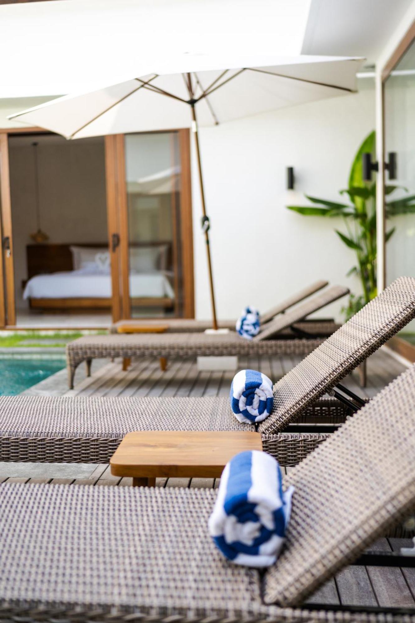 J4 Villas Sanur 外观 照片